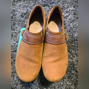 Clarks size 11m
